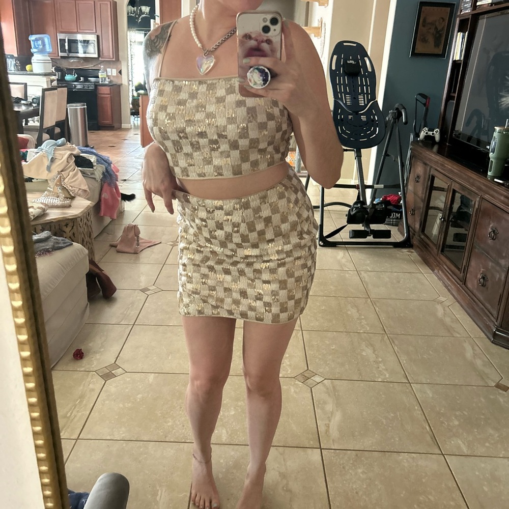 Checkered sequin set